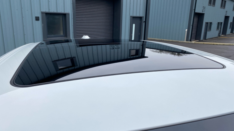 BMW 2 Series 220i MHT M Sport 5dr DCT Petrol Hatchback